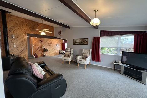 Photo of property in 38 Clifton Drive, Waitara, 4320