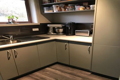 Photo of property in 50 Ross Street, Pirongia, 3802