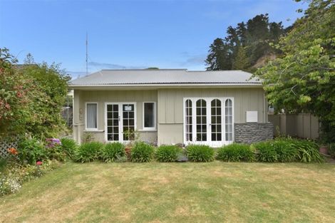 Photo of property in 25 Moody Street, Gore Bay, Cheviot, 7383