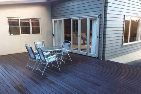 Photo of property in 29d Paparoa Road, Cockle Bay, Auckland, 2014