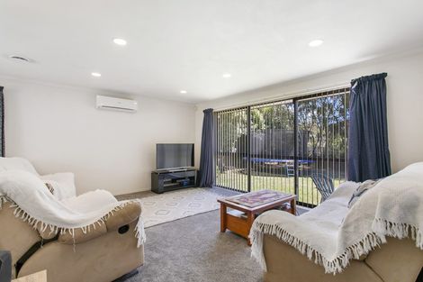 Photo of property in 8 Eastside Drive, Pukekohe, 2120