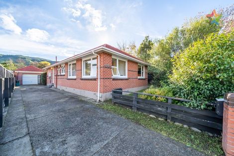 Photo of property in 46 Whirinaki Crescent, Heretaunga, Upper Hutt, 5018