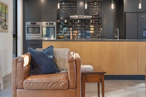 Photo of property in 11 Girvan Street, Fendalton, Christchurch, 8041