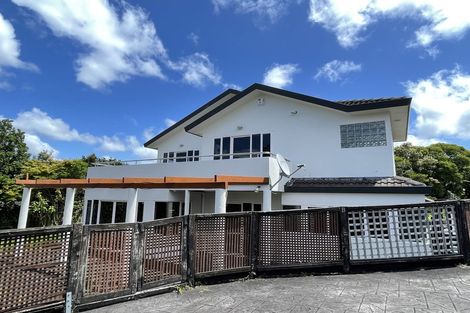 Photo of property in 2/21 Calypso Place, Rothesay Bay, Auckland, 0630