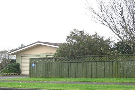 Photo of property in 10b Hickford Place, Okato, 4335