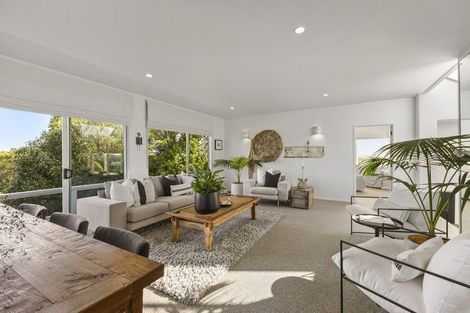 Photo of property in 24 Austin Road, Greenhithe, Auckland, 0632