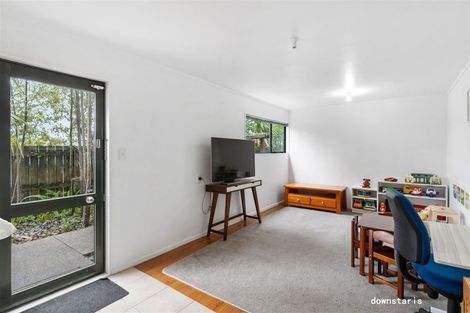 Photo of property in 2/26 Noeleen Street, Glenfield, Auckland, 0629