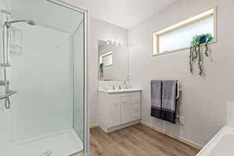 Photo of property in 65 Marshland Road, Shirley, Christchurch, 8061