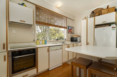 Photo of property in 18 Omar Street, Khandallah, Wellington, 6035