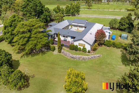 Photo of property in 31 Church Road, Ardmore, Papakura, 2582