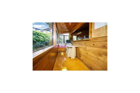 Photo of property in 5 Hutchinsons Road, Bucklands Beach, Auckland, 2014