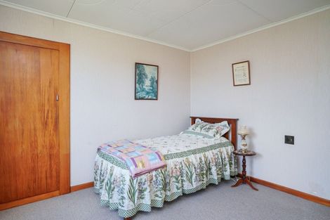 Photo of property in 52 Nichol Street, Heidelberg, Invercargill, 9812