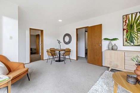 Photo of property in 2 Border Road, Henderson, Auckland, 0612