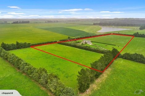 Photo of property in 102 Glews Road, Cust, Rangiora, 7471