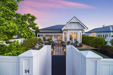 Photo of property in 54 Hawkesbury Avenue, St Albans, Christchurch, 8014