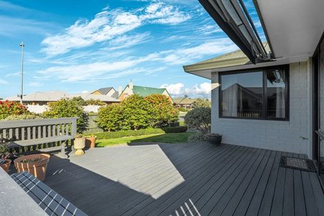 Photo of property in 45 Orlando Crescent, Waimairi Beach, Christchurch, 8083