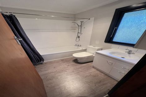 Photo of property in 27 Fea Street, Dalmore, Dunedin, 9010