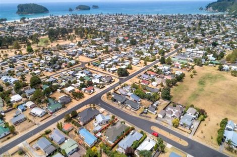 Photo of property in 105 The Drive, Whangamata, 3620