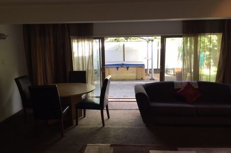 Photo of property in 28 Harvey Street, Waipahihi, Taupo, 3330
