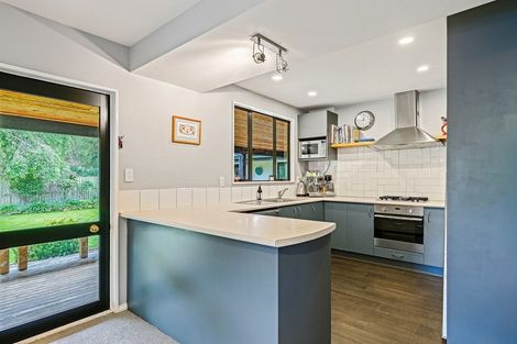 Photo of property in 77 Kings Avenue, Waikuku Beach, 7402