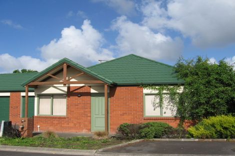 Photo of property in 13 Dunbarton Drive, Ranui, Auckland, 0612