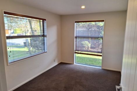 Photo of property in 26 Dunsford Close, Halswell, Christchurch, 8025