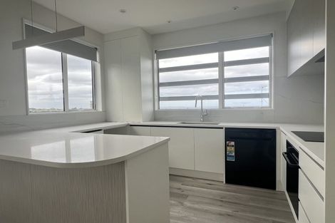 Photo of property in 319d East Coast Road, Mairangi Bay, Auckland, 0630