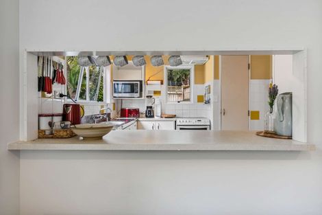 Photo of property in 534a Hibiscus Coast Highway, Hatfields Beach, Orewa, 0931