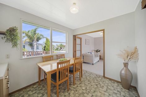 Photo of property in 14 Robert Allan Way, Pakuranga Heights, Auckland, 2010