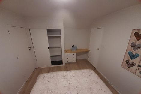 Photo of property in 17 Tawini Road, Titirangi, Auckland, 0604