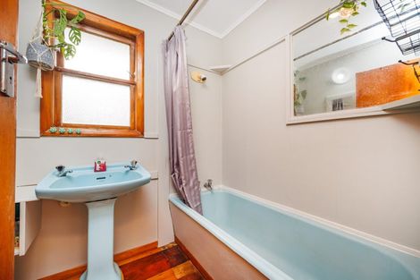 Photo of property in 48 Leeds Street, Milson, Palmerston North, 4414