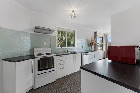 Photo of property in 39 Maratahu Street, Westown, New Plymouth, 4310