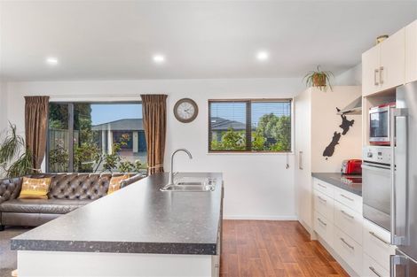 Photo of property in 31 Vasari Grange, Rolleston, 7614