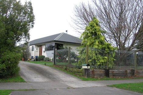 Photo of property in 10 Peter Hall Drive, Kelvin Grove, Palmerston North, 4414