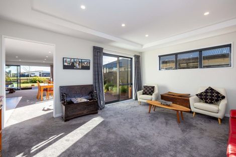 Photo of property in 33 Pegasus Main Street, Pegasus, 7612