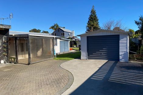 Photo of property in 33 West Crescent, Te Puru, Thames, 3575