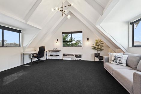 Photo of property in 9 Erin Street, Hawera, 4610