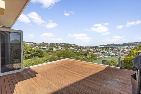 Photo of property in 142 Townsend Road, Miramar, Wellington, 6022