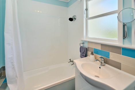 Photo of property in 22 Rintoul Grove, Stokes Valley, Lower Hutt, 5019