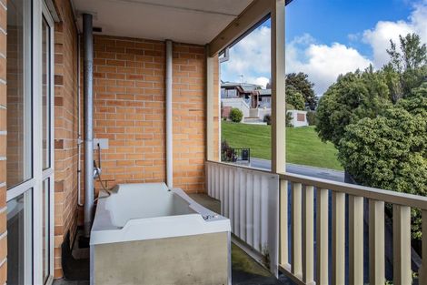 Photo of property in 5 Harry Ell Drive, Cashmere, Christchurch, 8022