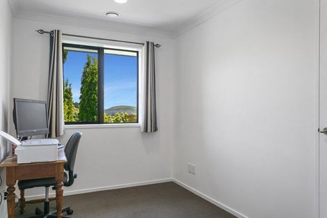 Photo of property in 71 Loch Views Road, Acacia Bay, Taupo, 3385