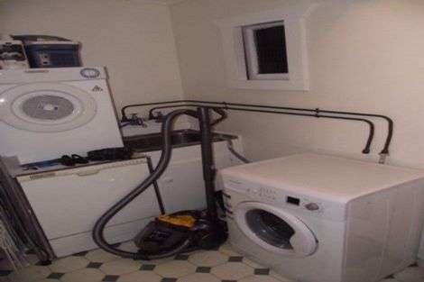 Photo of property in 12 French Street, Moturoa, New Plymouth, 4310