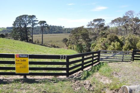 Photo of property in 252 Ridge Road, Mahurangi East, Warkworth, 0982