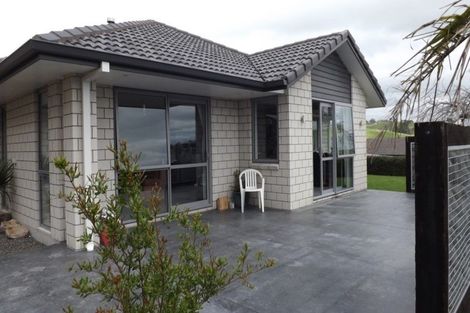 Photo of property in 5 Ballintoy Park Drive, Welcome Bay, Tauranga, 3175