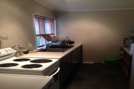 Photo of property in 139 Luckens Road, West Harbour, Auckland, 0618