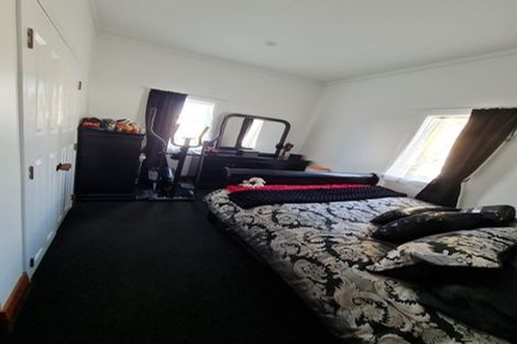 Photo of property in 6 Connolly Street, Boulcott, Lower Hutt, 5010