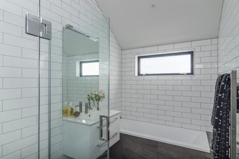 Photo of property in 26/104 Maupuia Road, Maupuia, Wellington, 6022