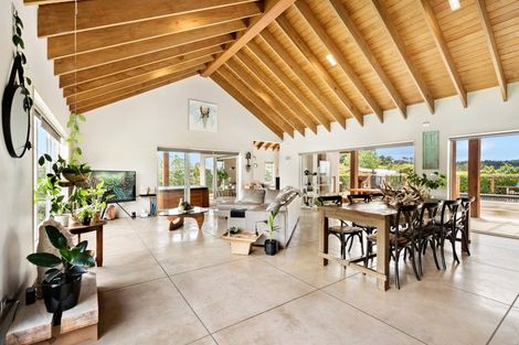 Photo of property in 318 Stoney Creek Road, Kaukapakapa, 0873