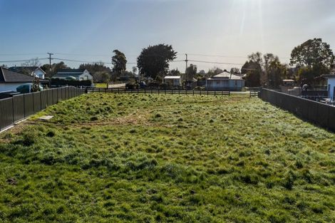 Photo of property in 26 Dee Street, Otane, 4202