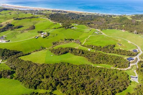 Photo of property in 18 Kanuka Lane, Waipu, 0582